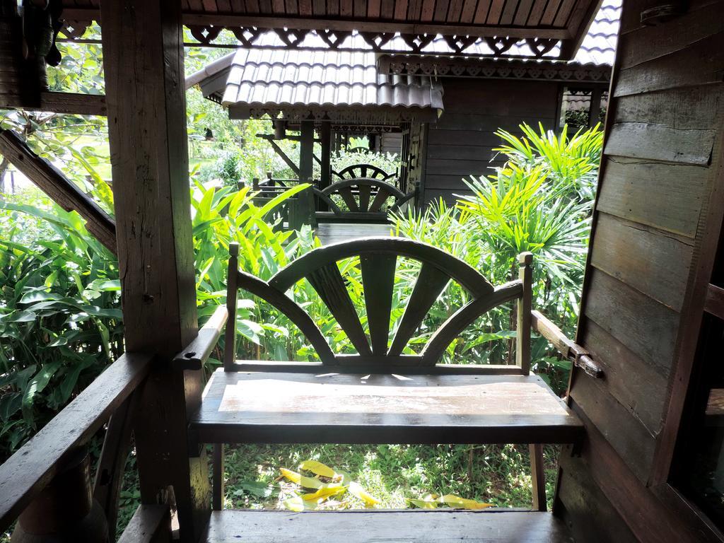 Montania Lifestyle Hotel Khao Sok National Park Exterior foto