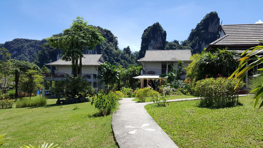 Montania Lifestyle Hotel Khao Sok National Park Exterior foto