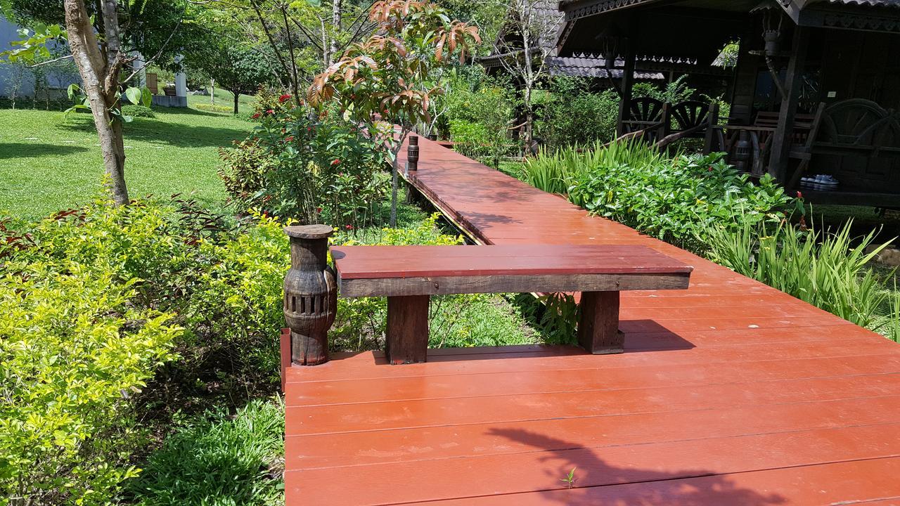 Montania Lifestyle Hotel Khao Sok National Park Exterior foto