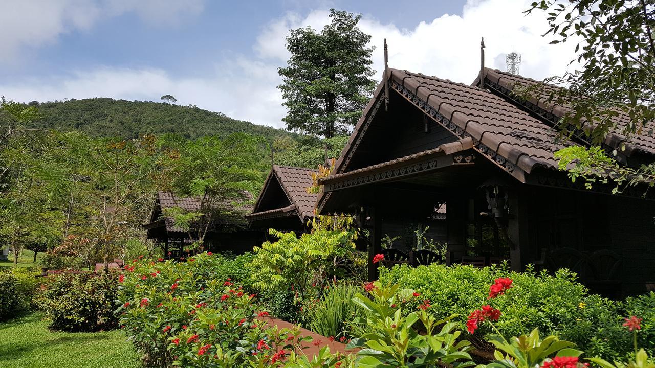 Montania Lifestyle Hotel Khao Sok National Park Exterior foto