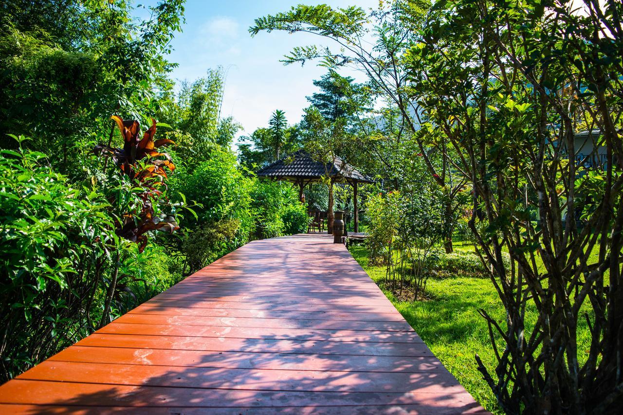Montania Lifestyle Hotel Khao Sok National Park Exterior foto