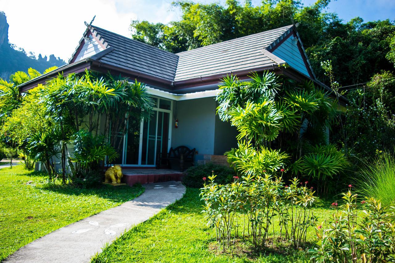 Montania Lifestyle Hotel Khao Sok National Park Exterior foto
