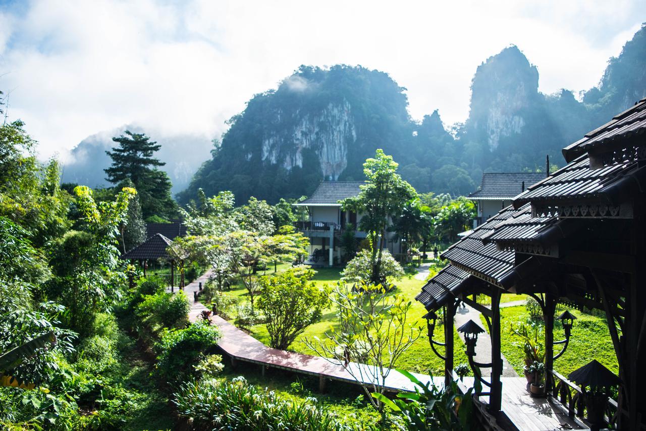 Montania Lifestyle Hotel Khao Sok National Park Exterior foto